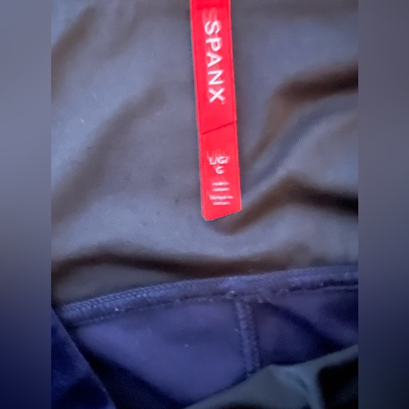 SPANX Velvet Leggings Classic Navy SIZE LARGE EUC - Picture 13 of 13